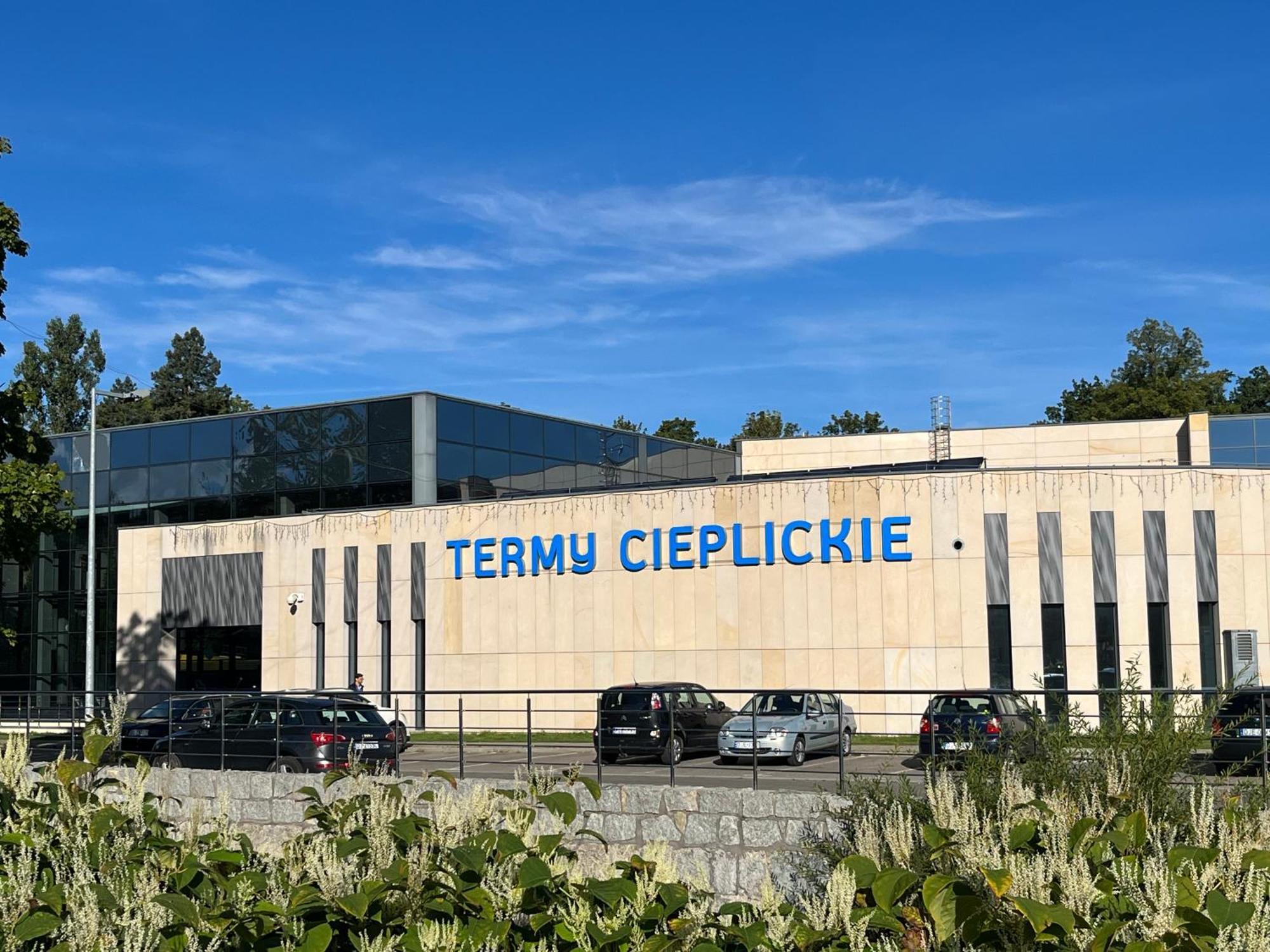 Sweet Home Cieplice Mountain View Apartament By The Main Park And Thermal Pools Єленя-Ґура Екстер'єр фото