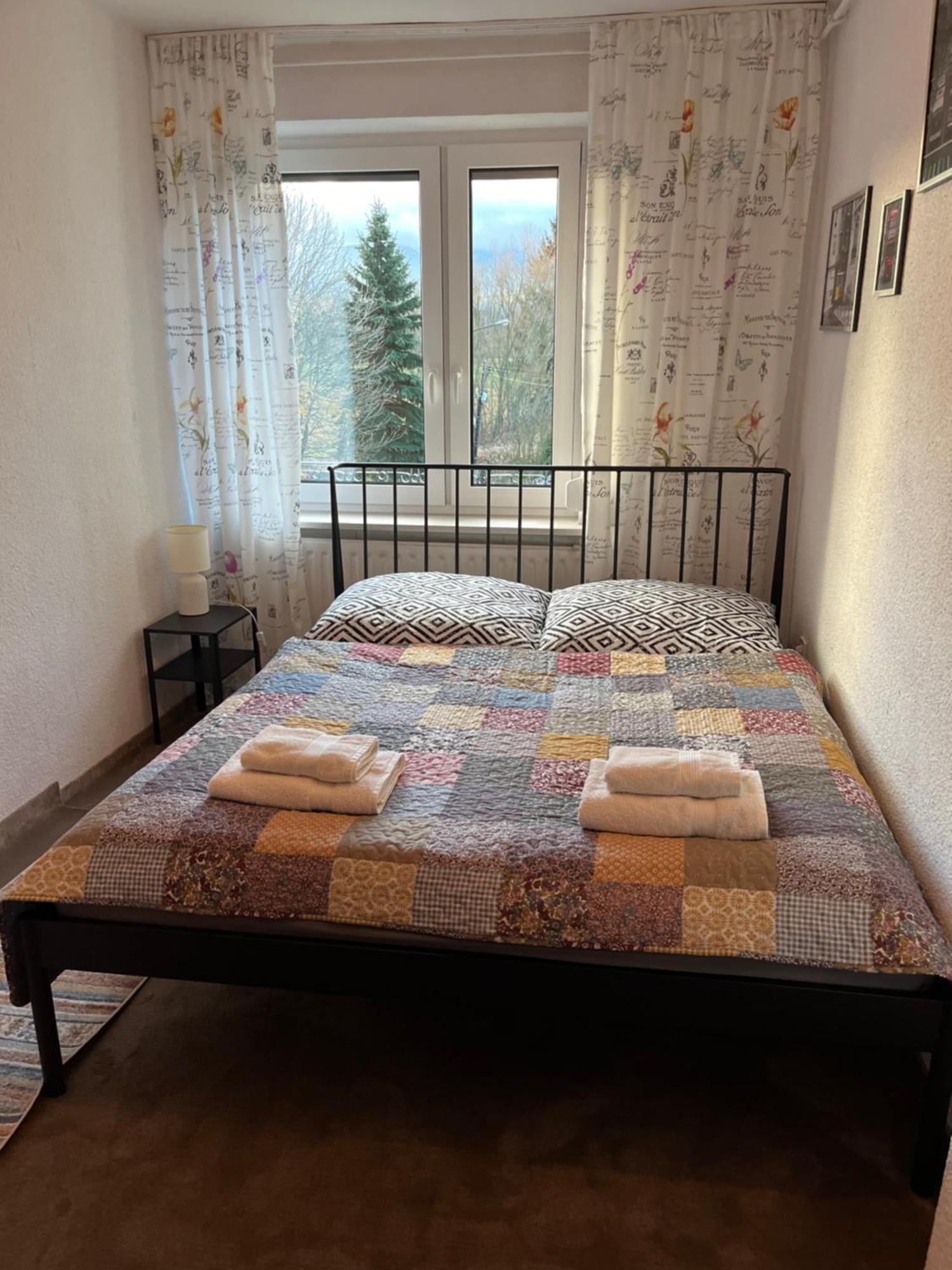 Sweet Home Cieplice Mountain View Apartament By The Main Park And Thermal Pools Єленя-Ґура Екстер'єр фото